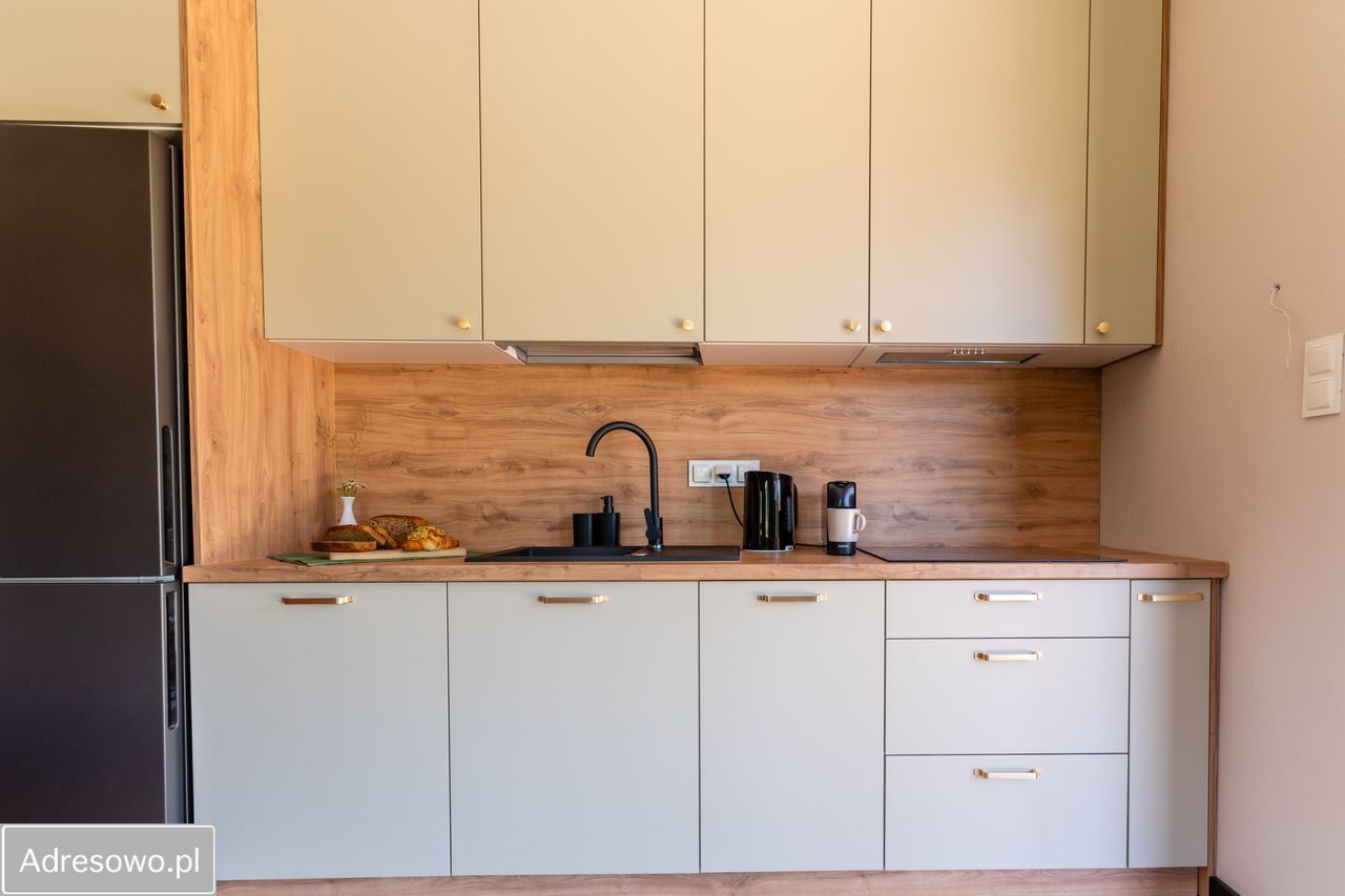 dom wolnostojący, 5 pokoi Derc. Zdjęcie 5