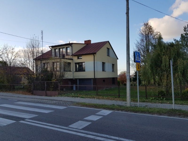 dom wolnostojący, 6 pokoi Jarczew. Zdjęcie 1