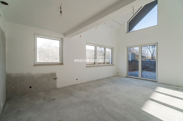 dom wolnostojący, 5 pokoi Bębło. Zdjęcie 29