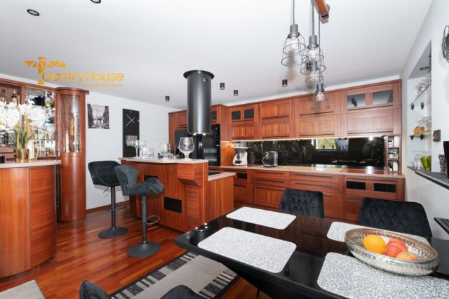 dom wolnostojący, 3 pokoje Rumia, ul. Zakopiańska. Zdjęcie 4