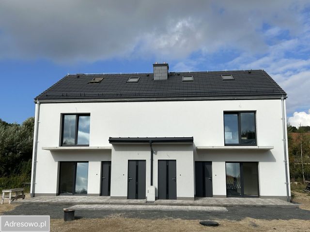 Mieszkanie 3-pokojowe Staniszów, ul. Tęczowa. Zdjęcie 1