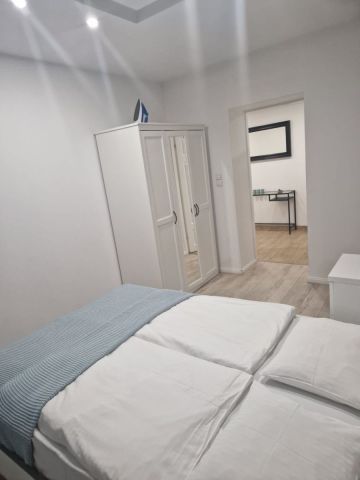 Mieszkanie 3-pokojowe Jelenia Góra, al. Wojska Polskiego. Zdjęcie 4