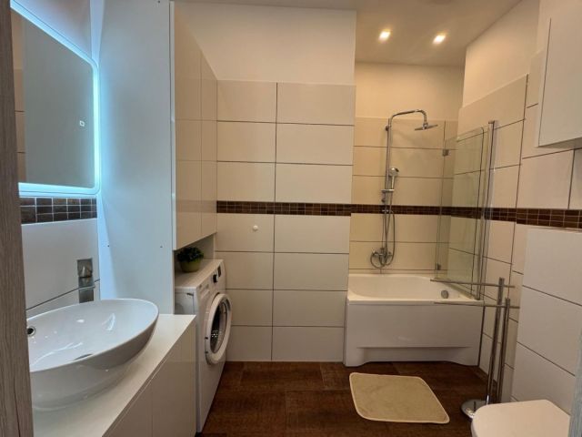 Mieszkanie 3-pokojowe Żerniki Wrocławskie, ul. Kolejowa. Zdjęcie 23