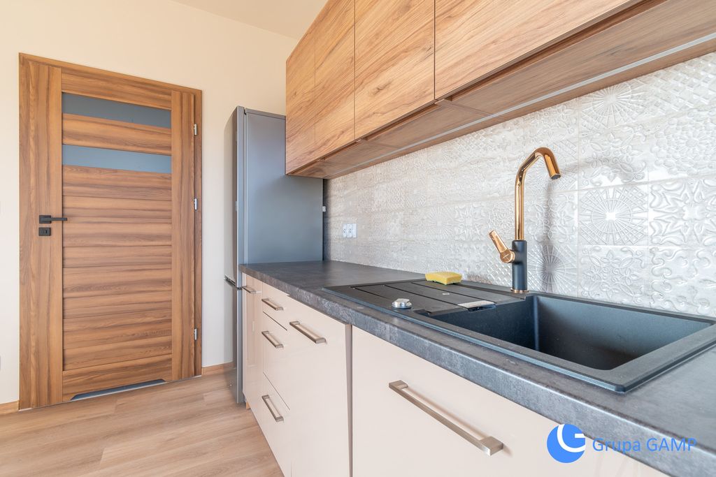 dom wolnostojący, 2 pokoje Cholerzyn. Zdjęcie 5