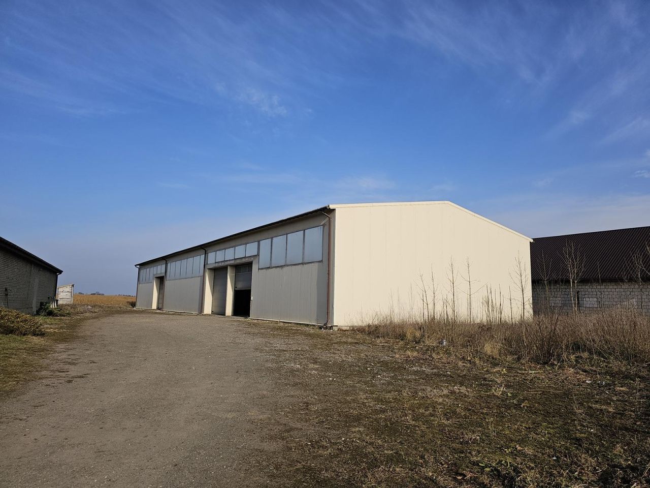 Hala/magazyn Odechów. Zdjęcie 10