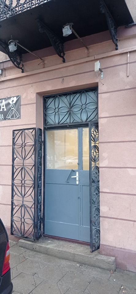 Lokal Radom Obozisko, ul. Andrzeja Struga. Zdjęcie 2