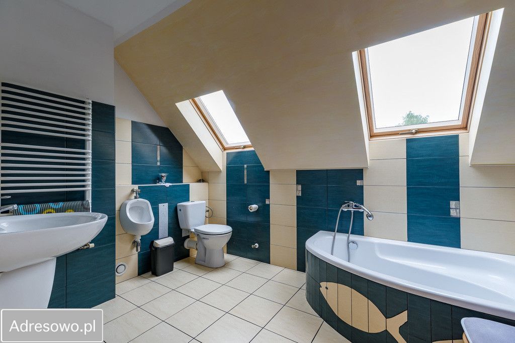 dom wolnostojący, 6 pokoi Hartowiec. Zdjęcie 11