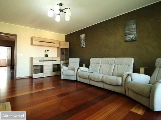 Mieszkanie 3-pokojowe Wrocław Krzyki, ul. Szarugi. Zdjęcie 1