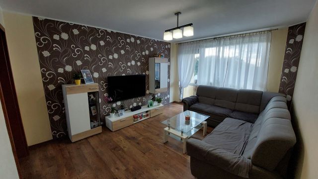 Mieszkanie 3-pokojowe Nowogród Bobrzański Centrum. Zdjęcie 1