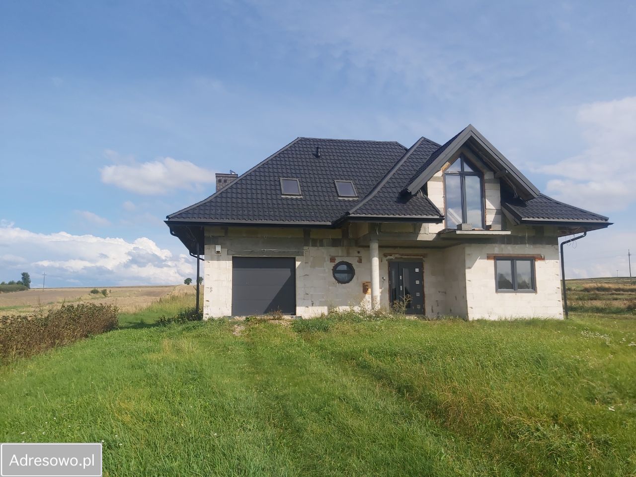 dom wolnostojący, 9 pokoi Izbica