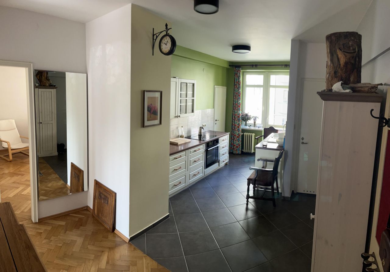 Mieszkanie 2-pokojowe Bielsko-Biała Śródmieście, ul. Bohaterów Warszawy. Zdjęcie 1