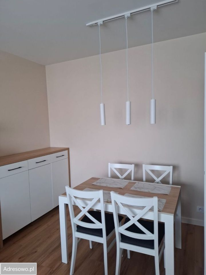 Mieszkanie 2-pokojowe Zamienie, ul. Czekoladowa. Zdjęcie 2