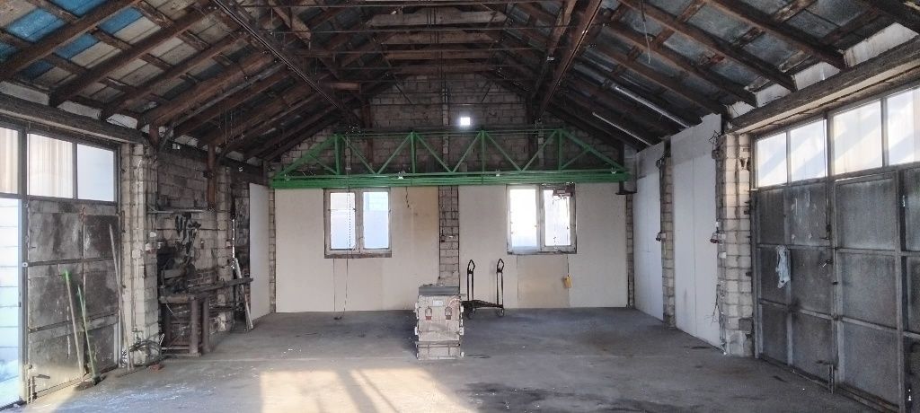 Hala/magazyn Cegielnia. Zdjęcie 2