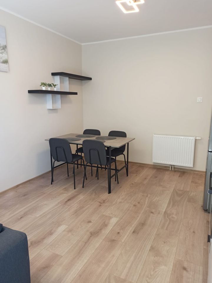 Mieszkanie 3-pokojowe Starogard Gdański Centrum, ul. gen. Władysława Sikorskiego. Zdjęcie 3