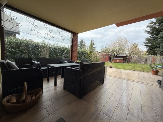 dom wolnostojący, 7 pokoi Leszno Zatorze. Zdjęcie 4