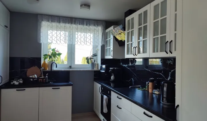 dom wolnostojący, 6 pokoi Duchnice