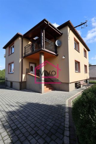 dom wolnostojący, 6 pokoi Golasowice. Zdjęcie 3