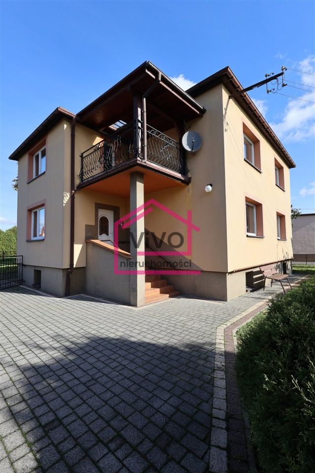 dom wolnostojący, 6 pokoi Golasowice. Zdjęcie 3