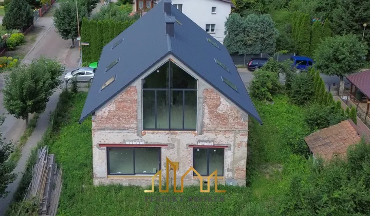 dom wolnostojący, 5 pokoi Sanok Śródmieście, ul. Szopena