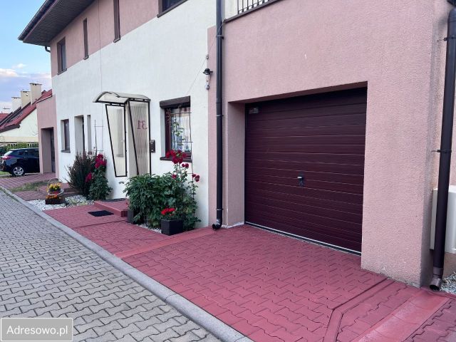 dom szeregowy, 4 pokoje Łódź Górna, ul. Jubileuszowa. Zdjęcie 1