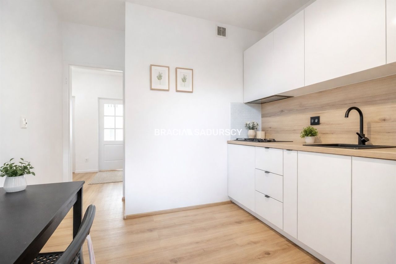 Mieszkanie 4-pokojowe Kraków Bronowice, ul. Zaczarowane Koło. Zdjęcie 2