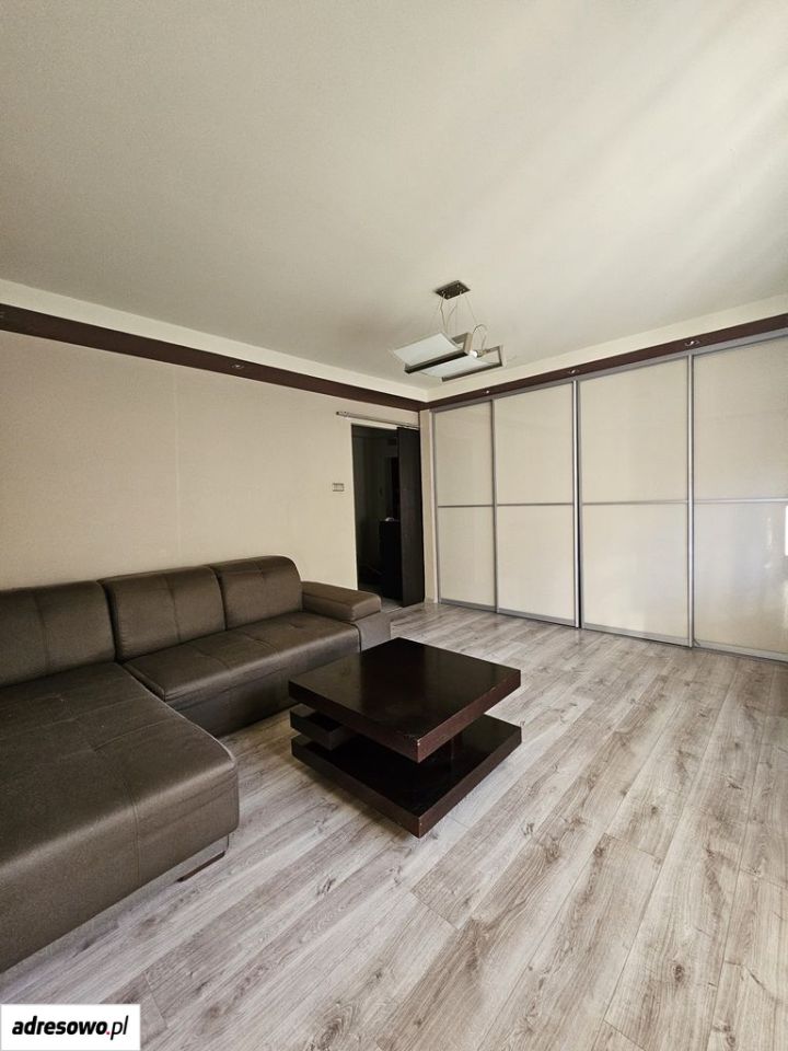 Radom, ul. Gębarzewska Mieszkanie - 2 pokoje - 50 m² - parter