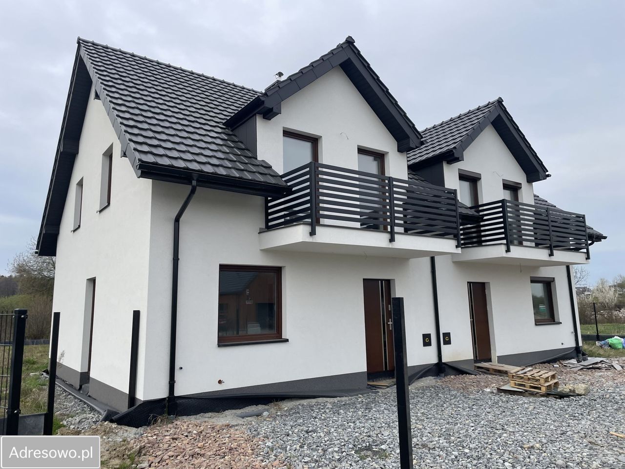 bliźniak, 5 pokoi Niepołomice, ul. Ples. Zdjęcie 2