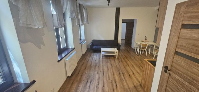 Mieszkanie 3-pokojowe Katowice Załęże, ul. Gliwicka. Zdjęcie 2