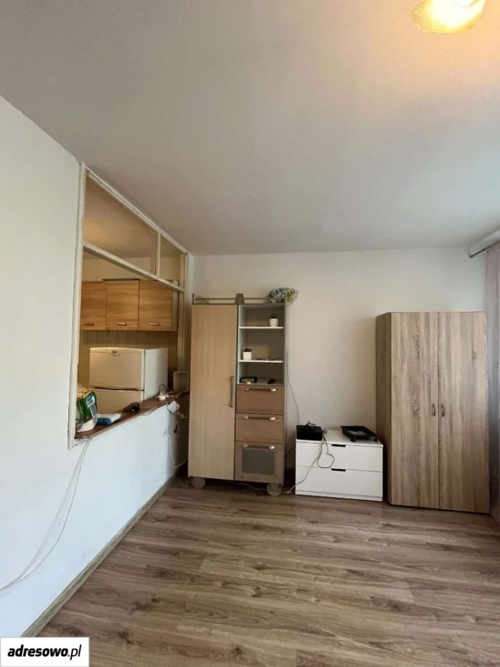 Mieszkanie 1-pokojowe Warszawa Włochy, ul. 1 Sierpnia. Zdjęcie 2