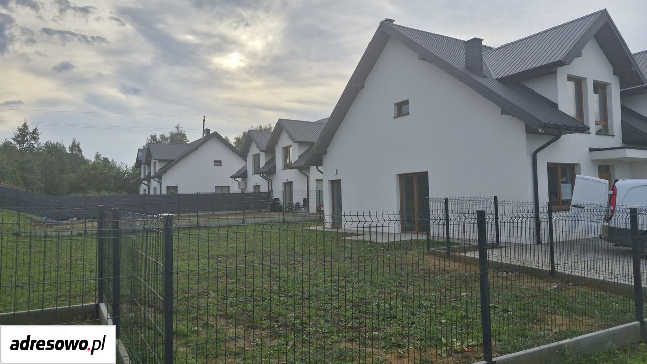 bliźniak, 4 pokoje Nowy Sącz Zawada, ul. Brzeziny. Zdjęcie 2