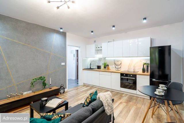 Mieszkanie 2-pokojowe Mikołów, os. Adama Mickiewicza. Zdjęcie 1