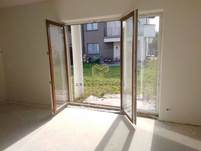 bliźniak, 5 pokoi Warszawa Wawer. Zdjęcie 5