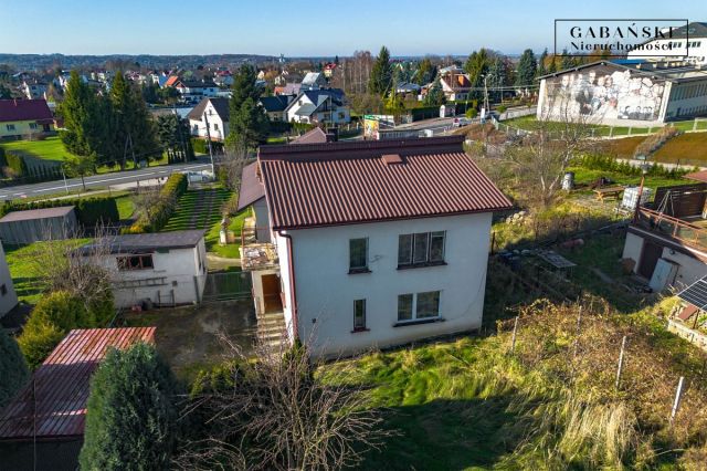 dom wolnostojący, 5 pokoi Tarnowiec, ul. Tarnowska. Zdjęcie 3