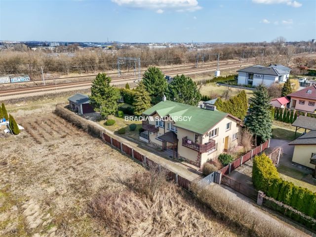 dom wolnostojący, 6 pokoi Kraków, ul. Młodzieży. Zdjęcie 31