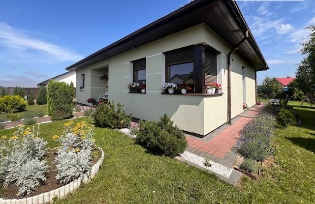 dom wolnostojący, 4 pokoje Łubniki. Zdjęcie 1