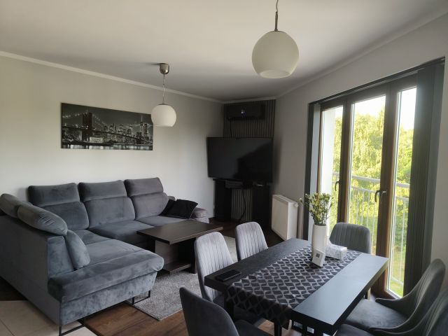 Mieszkanie 3-pokojowe Oborniki Śląskie, ul. Grzybowa. Zdjęcie 1