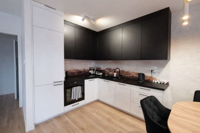 Mieszkanie 2-pokojowe Jelenia Góra. Zdjęcie 2