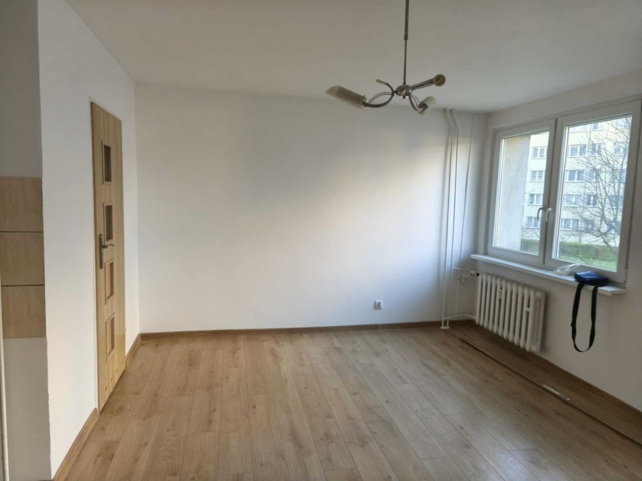 Mieszkanie 1-pokojowe Leśna. Zdjęcie 2