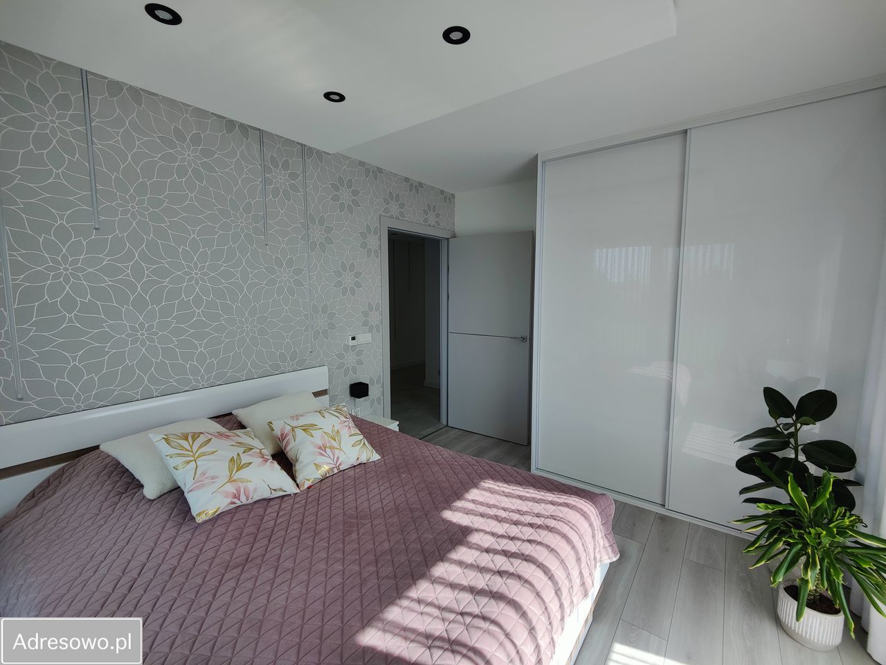 Mieszkanie 3-pokojowe Przecław. Zdjęcie 15