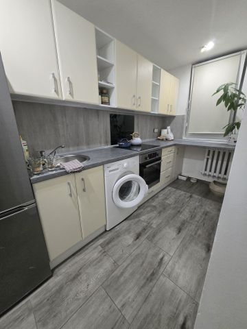 Mieszkanie 2-pokojowe Kęty Centrum, os. kard. Stefana Wyszyńskiego. Zdjęcie 3