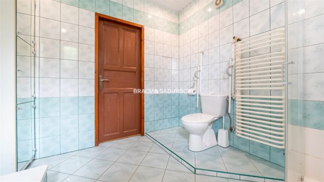 dom wolnostojący, 4 pokoje Rożnowa. Zdjęcie 16