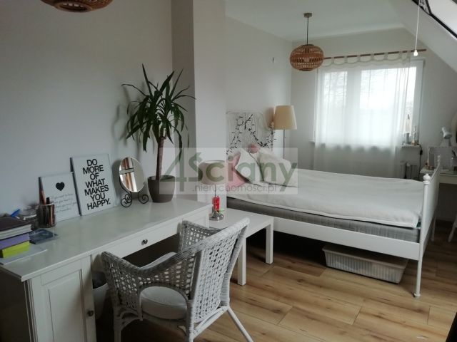 dom wolnostojący, 5 pokoi Jaworowa. Zdjęcie 18