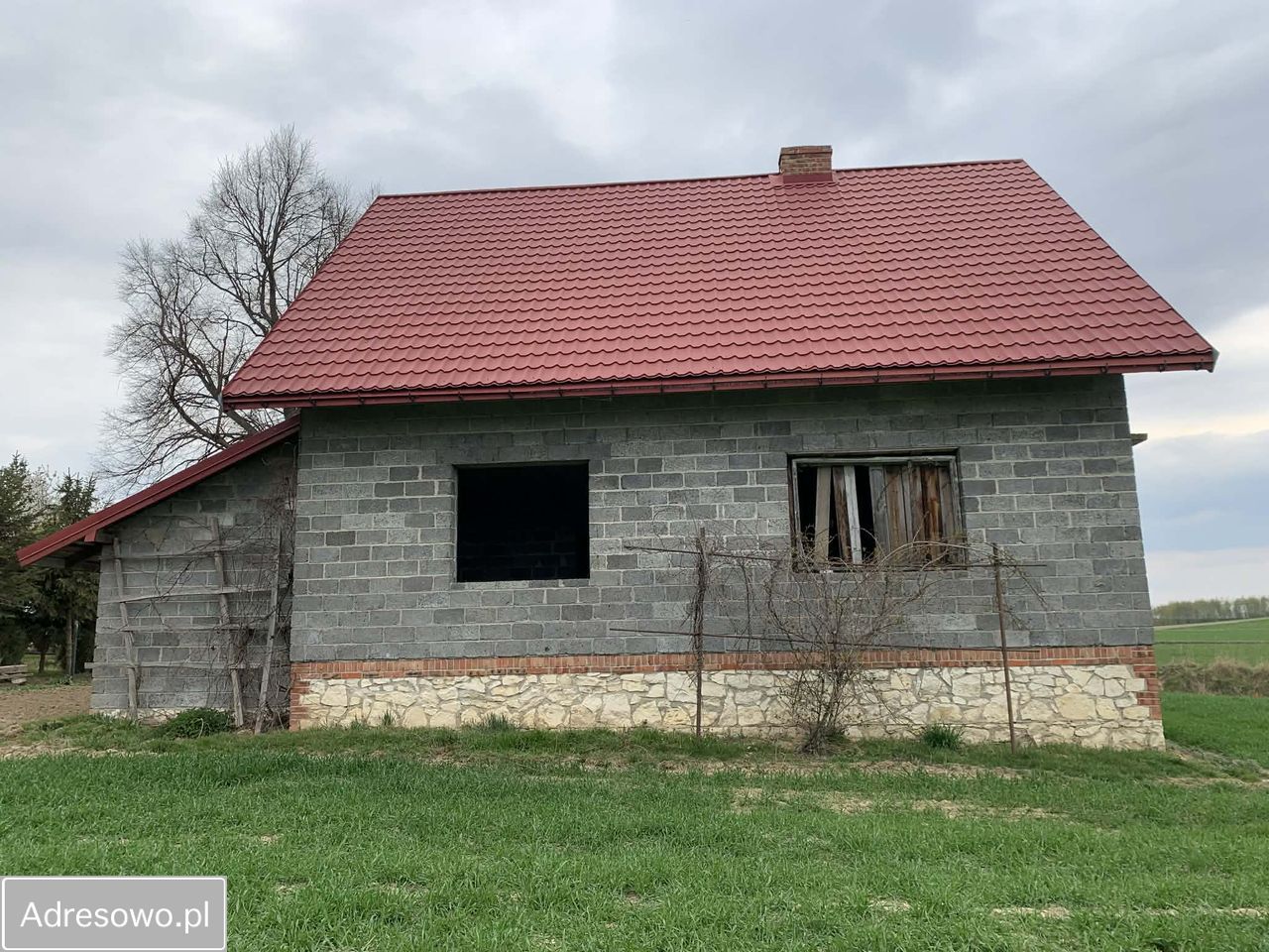 dom wolnostojący, 6 pokoi Bodziejowice. Zdjęcie 5