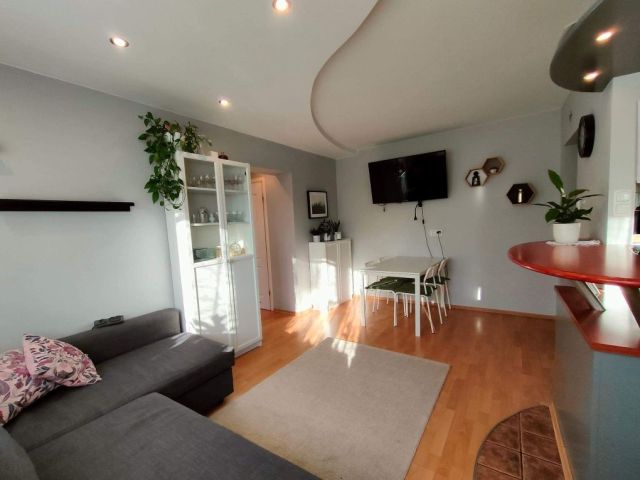 Mieszkanie 3-pokojowe Pruszków Centrum, ul. Powstańców. Zdjęcie 1