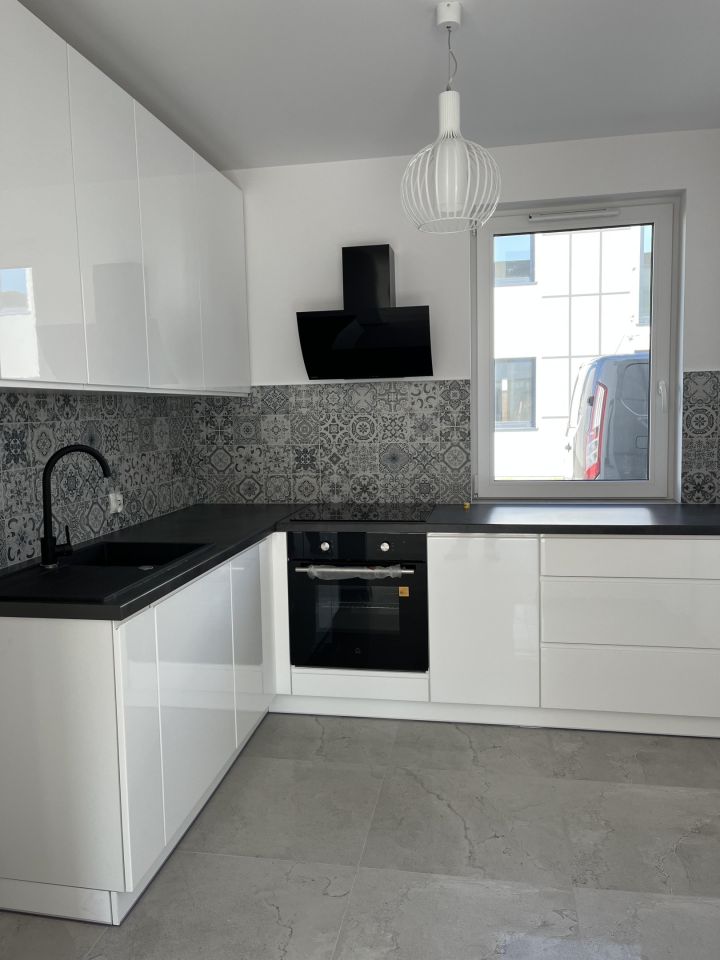 bliźniak, 4 pokoje Gościcino. Zdjęcie 3