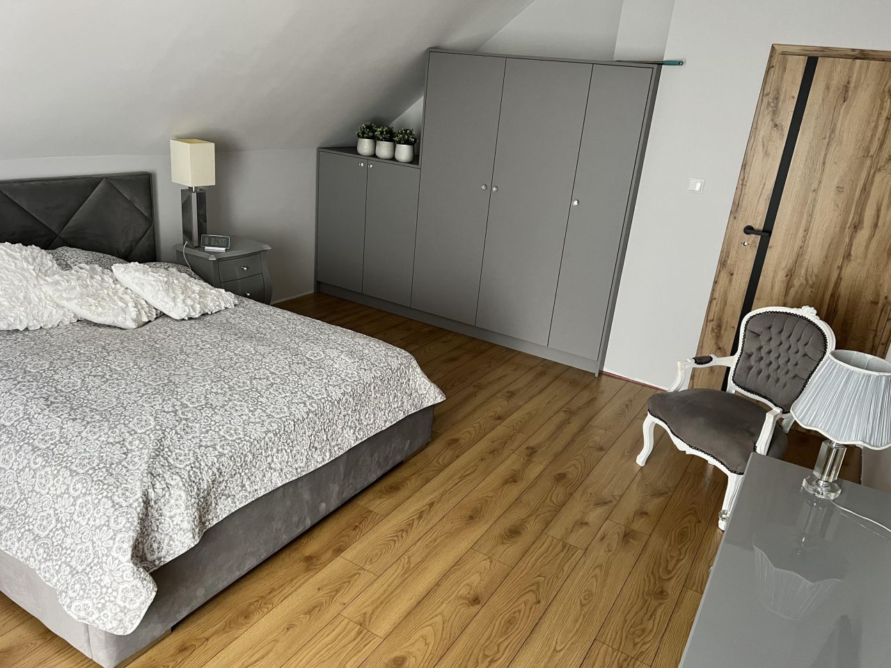 dom wolnostojący, 5 pokoi Konopnica. Zdjęcie 12