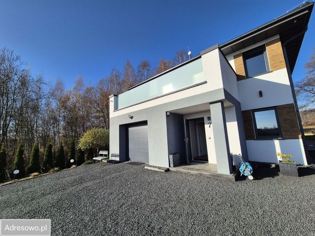 dom wolnostojący, 5 pokoi Jeżów Sudecki, ul. Podmiejska. Zdjęcie 1