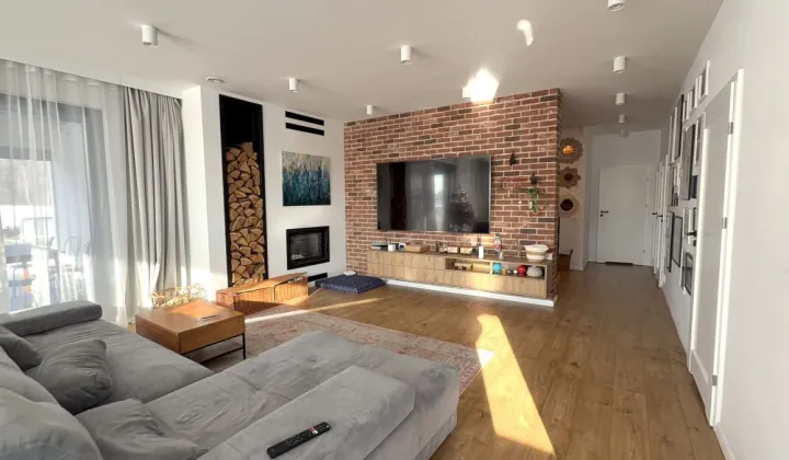 dom wolnostojący, 7 pokoi Brzezina, ul. Brzozowa