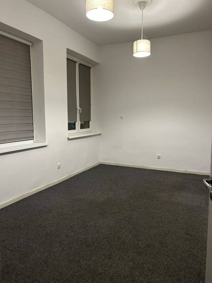 Lokal Świebodzin, pl. Wolności. Zdjęcie 1