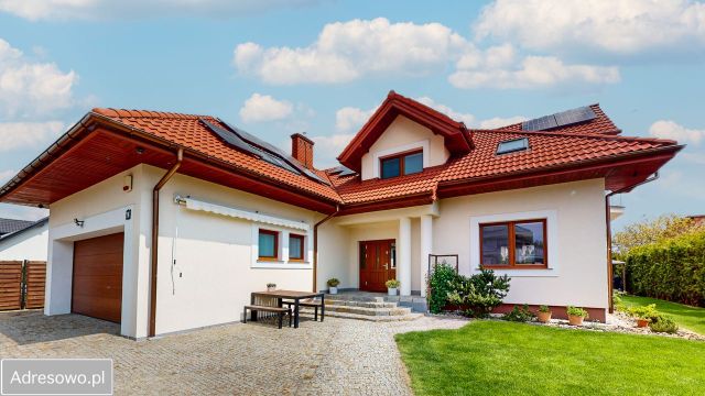 dom wolnostojący, 7 pokoi Nadarzyn, ul. Modrzewiowa. Zdjęcie 1